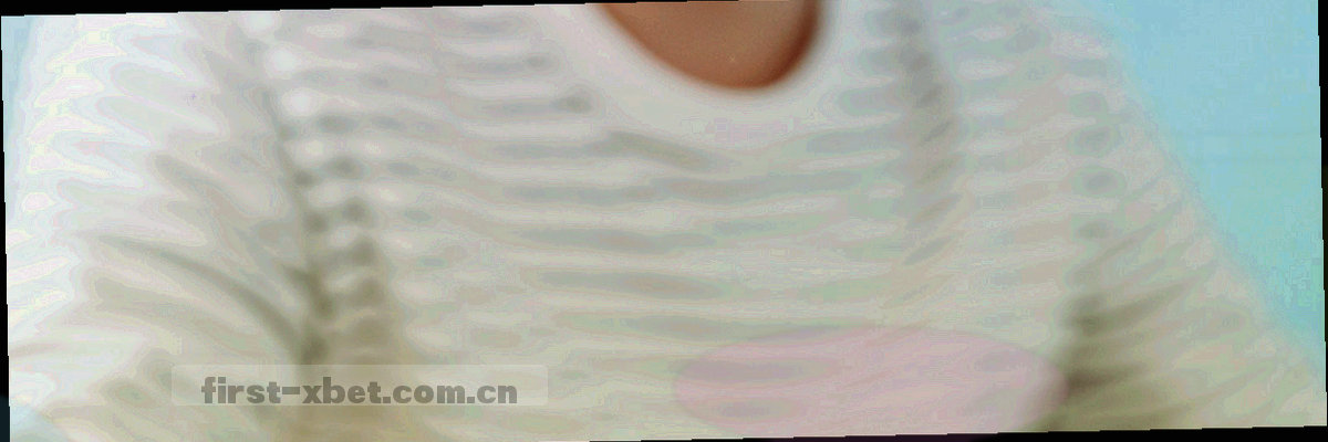 横向排列的季度刻度轴，节点为圆点并标注相对时间